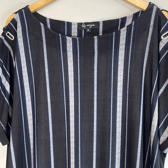 Lily Morgan Striped Top Black White Blue Cap Sleeve Grommet Details Boatneck 1X - Picture 4 of 12